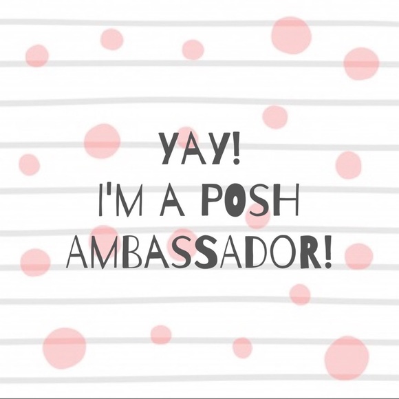 Meet your Posher, HP👻 - Picture 2 of 4